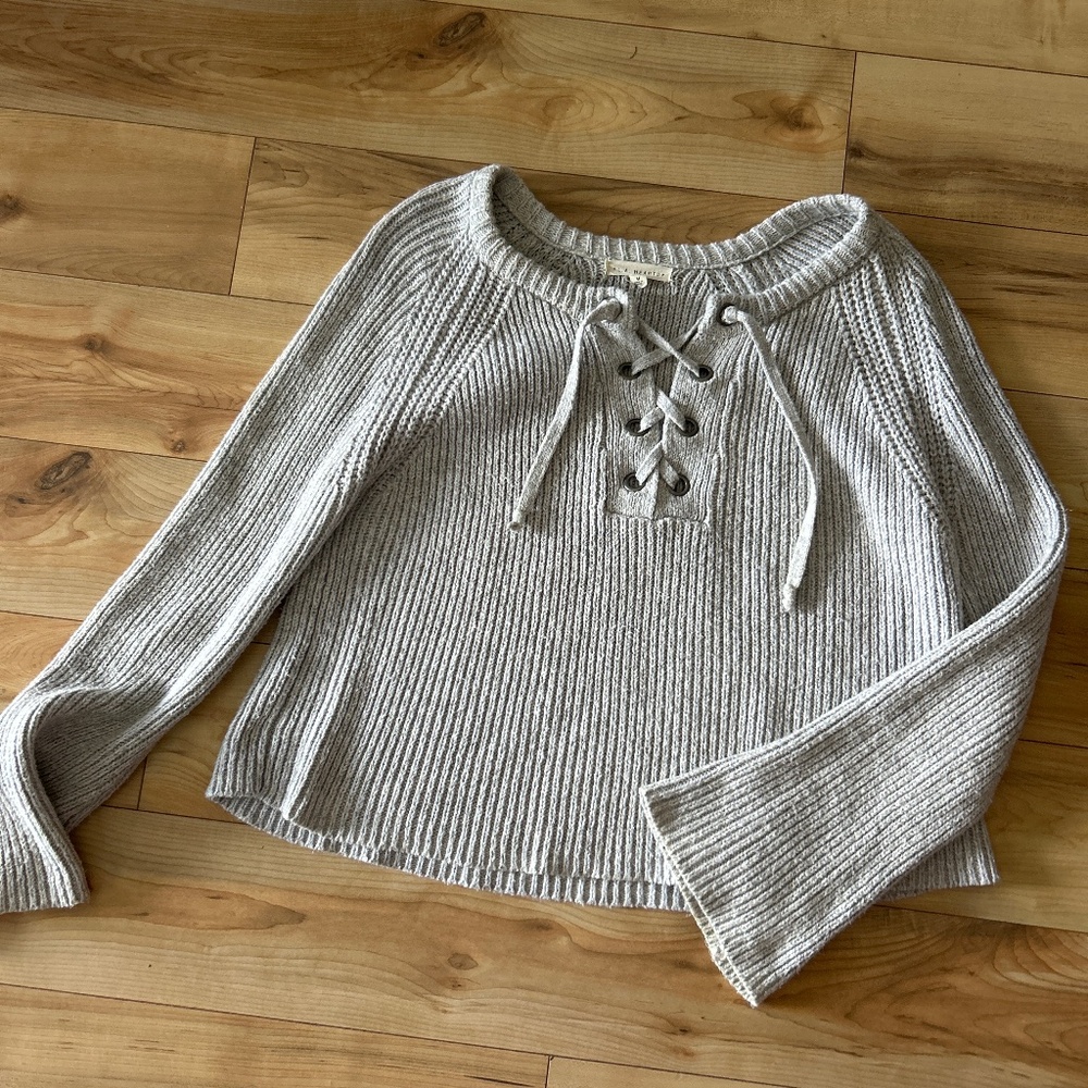 Grey cropped sweater